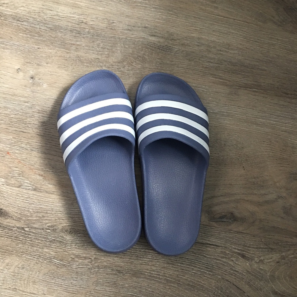 Adidas slide